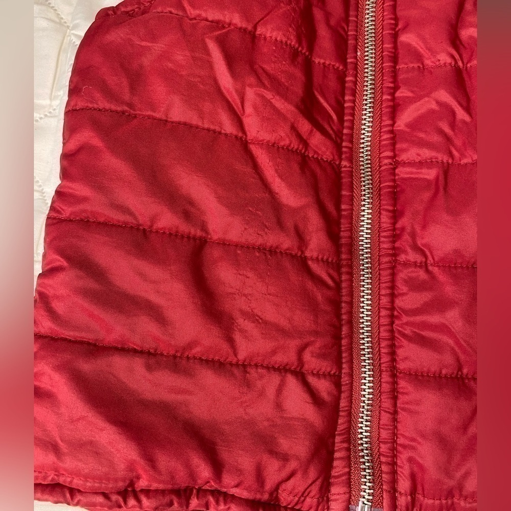 7 For all man kind puffer vest size 2T - Picture 4 of 6